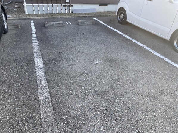 ル・クプル プラースⅡの物件外観写真